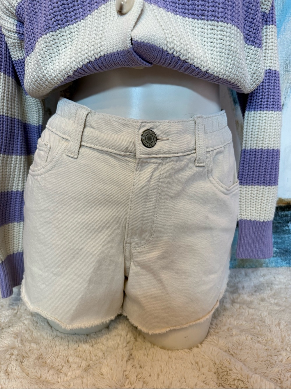 Women's Cream High-Rise Denim Shorts with Raw Hem